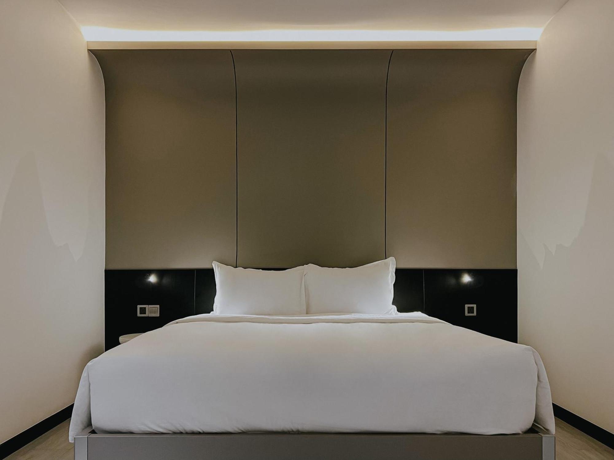 The Concept Hotel Hcmc- District 1 โฮจิมินห์ซิตี้ ภายนอก รูปภาพ