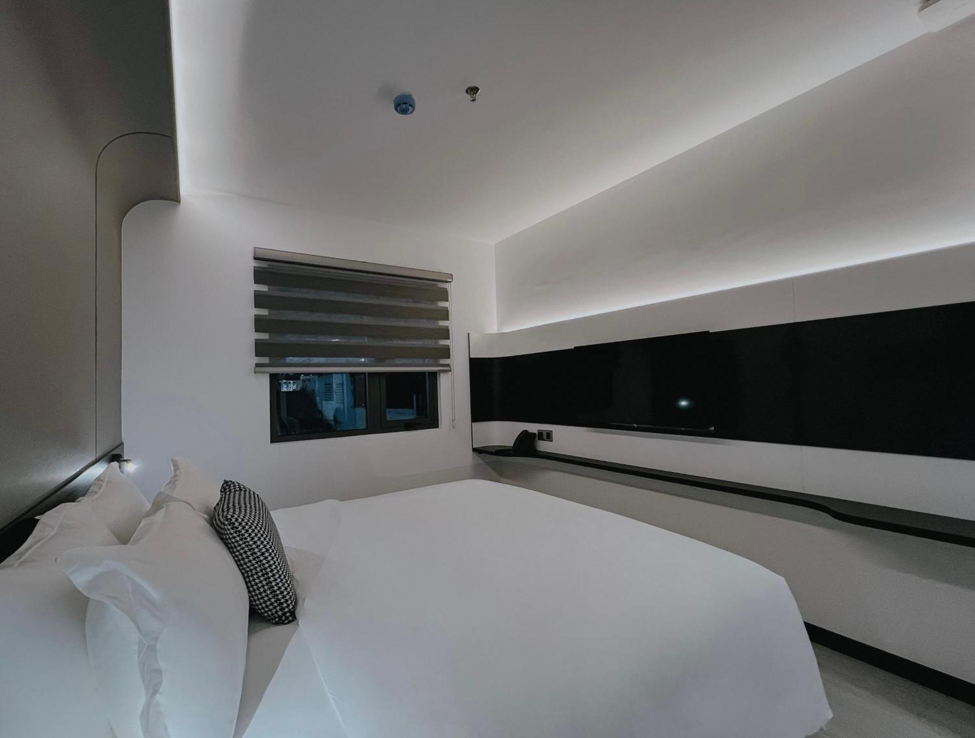 The Concept Hotel Hcmc- District 1 โฮจิมินห์ซิตี้ ภายนอก รูปภาพ
