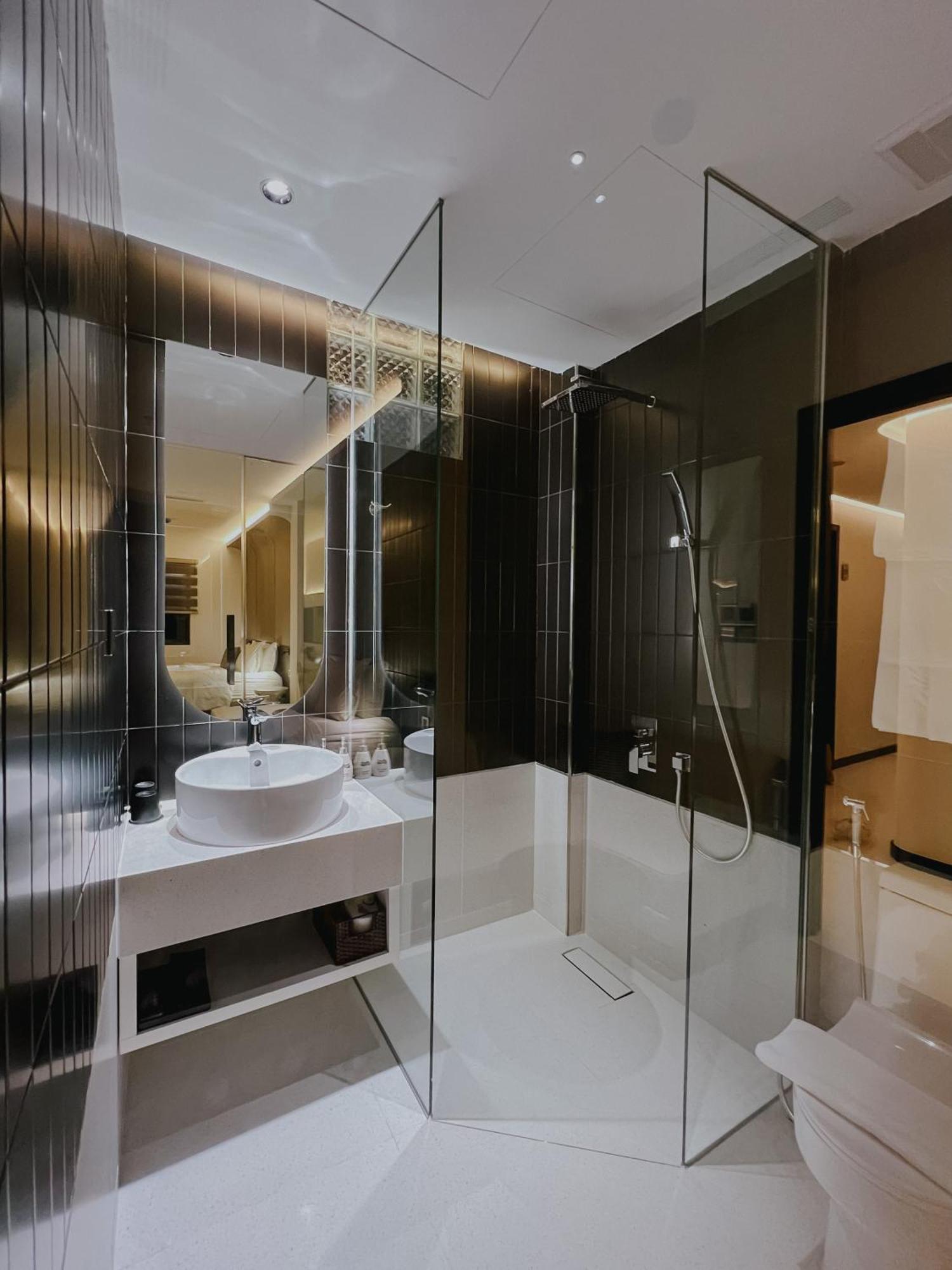 The Concept Hotel Hcmc- District 1 โฮจิมินห์ซิตี้ ภายนอก รูปภาพ