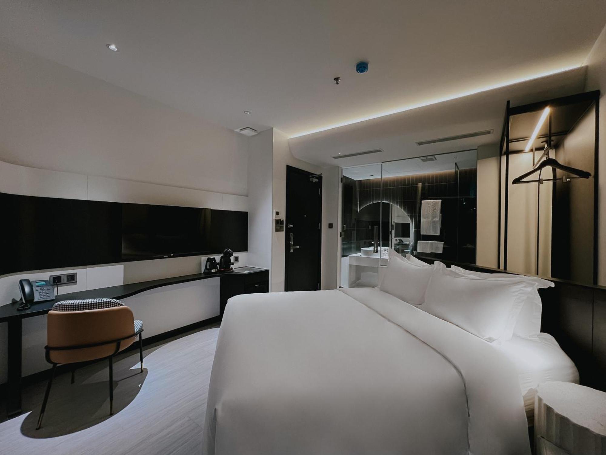 The Concept Hotel Hcmc- District 1 โฮจิมินห์ซิตี้ ภายนอก รูปภาพ