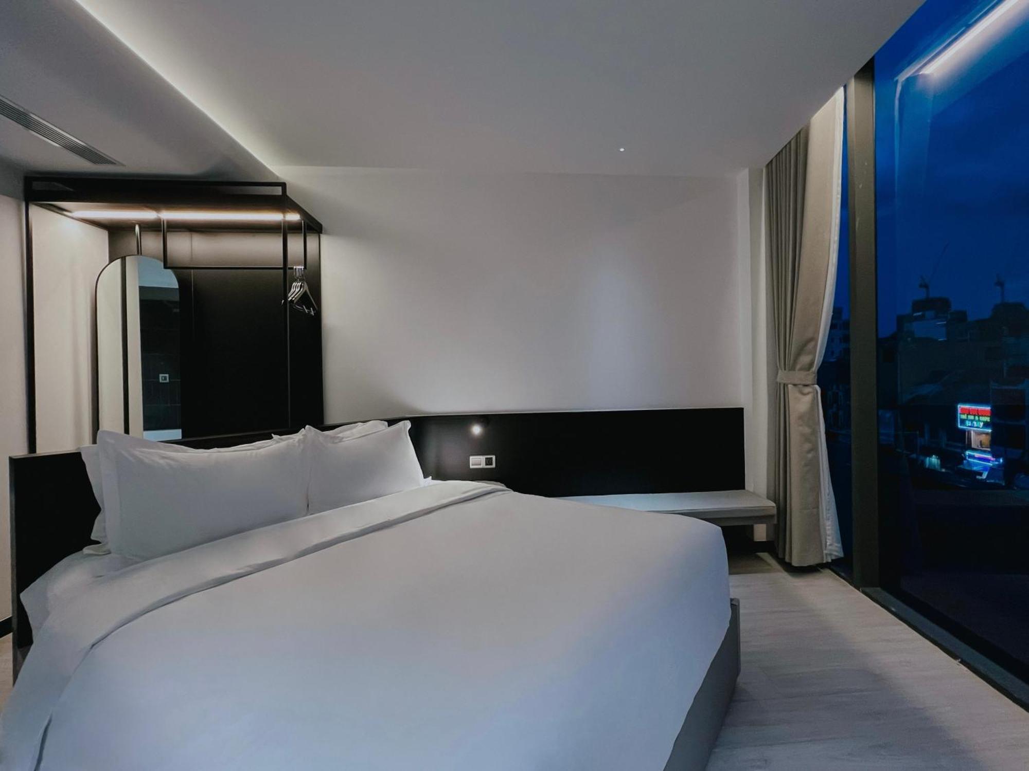 The Concept Hotel Hcmc- District 1 โฮจิมินห์ซิตี้ ภายนอก รูปภาพ