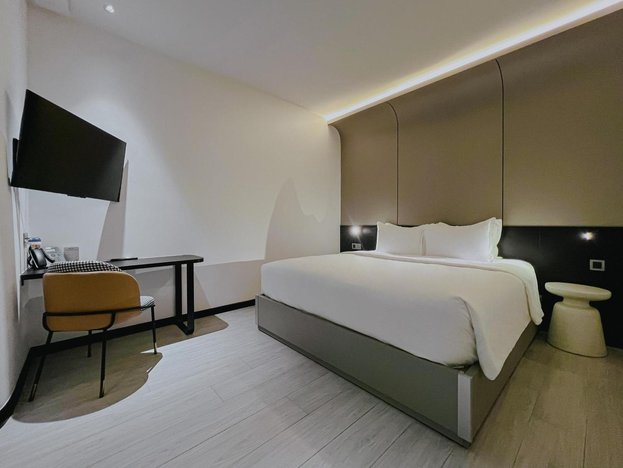 The Concept Hotel Hcmc- District 1 โฮจิมินห์ซิตี้ ห้อง รูปภาพ