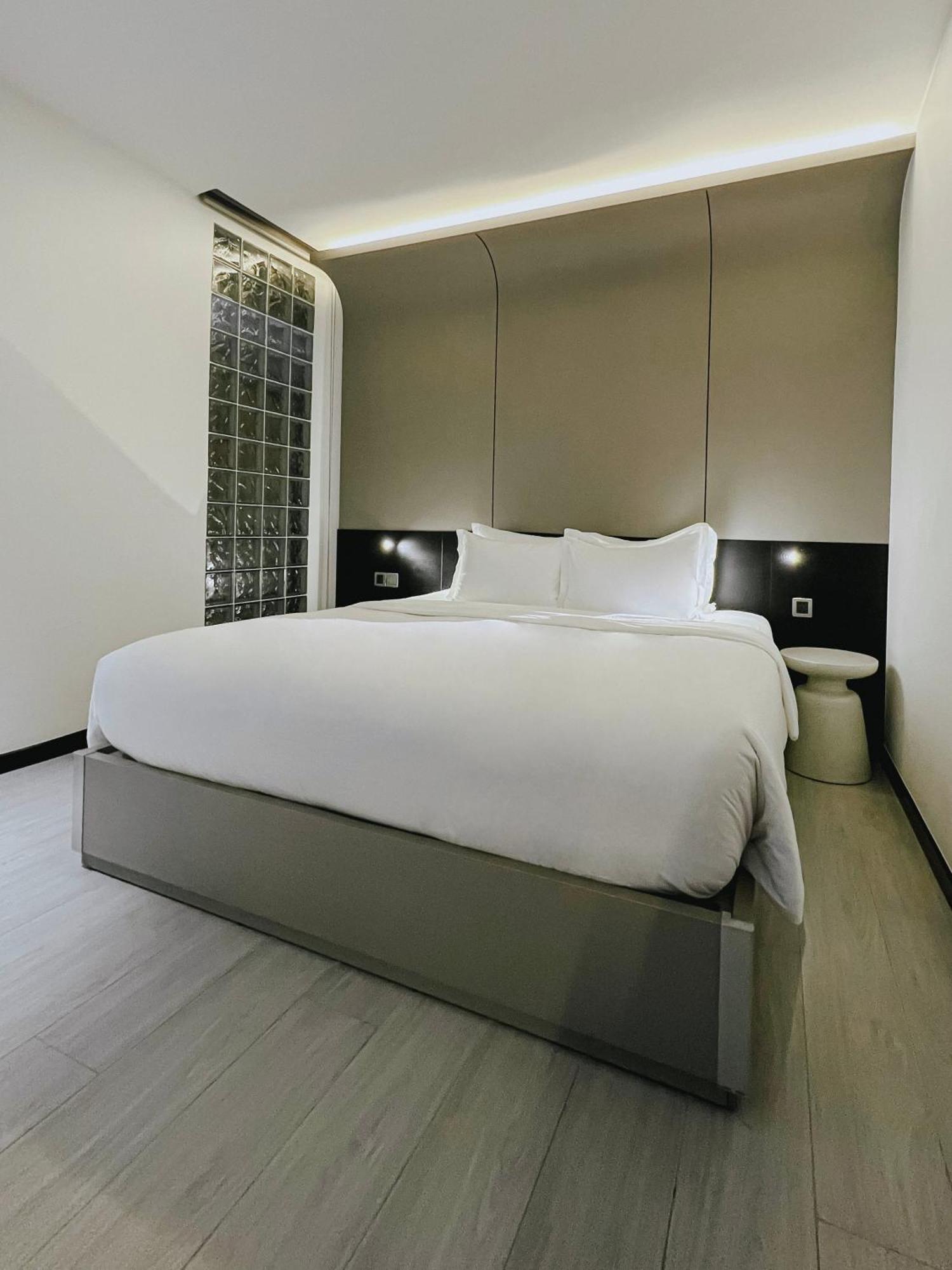 The Concept Hotel Hcmc- District 1 โฮจิมินห์ซิตี้ ห้อง รูปภาพ